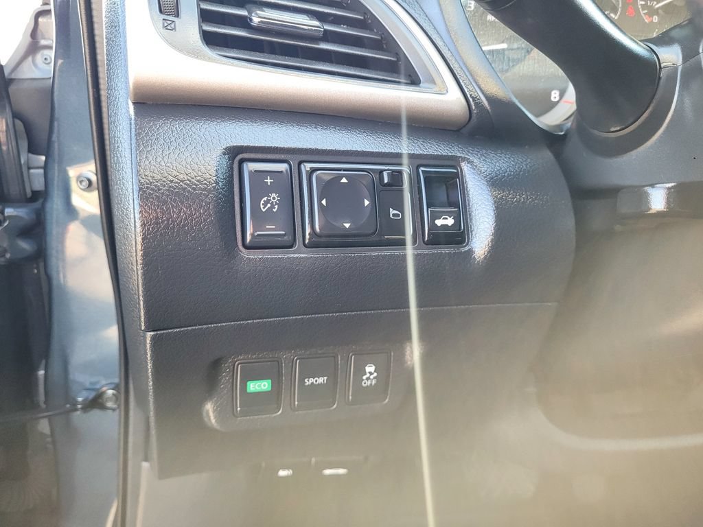 Used 2013 Nissan Sentra SV FWD image 21