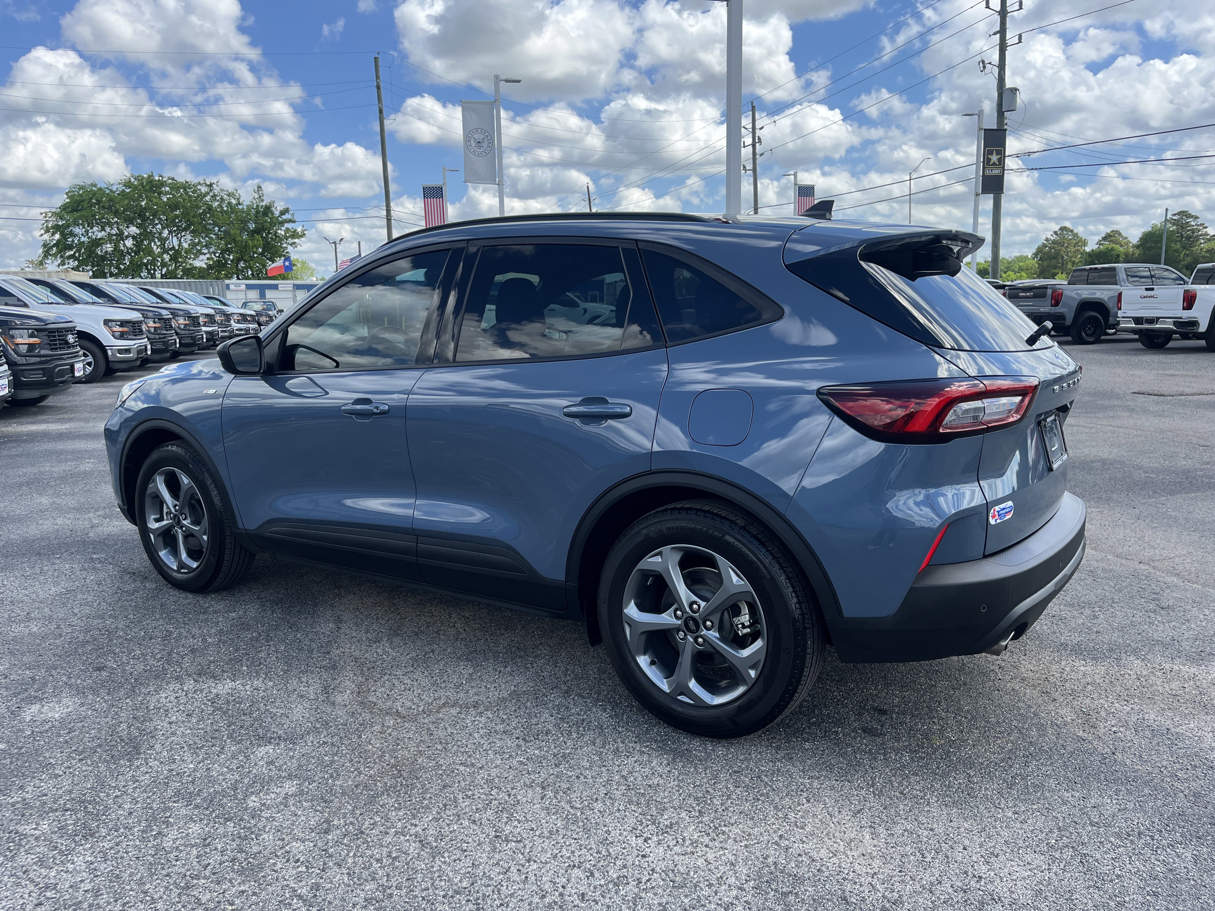 Used 2025 Ford Escape ST-Line w/ Tech Pack #1 image 6