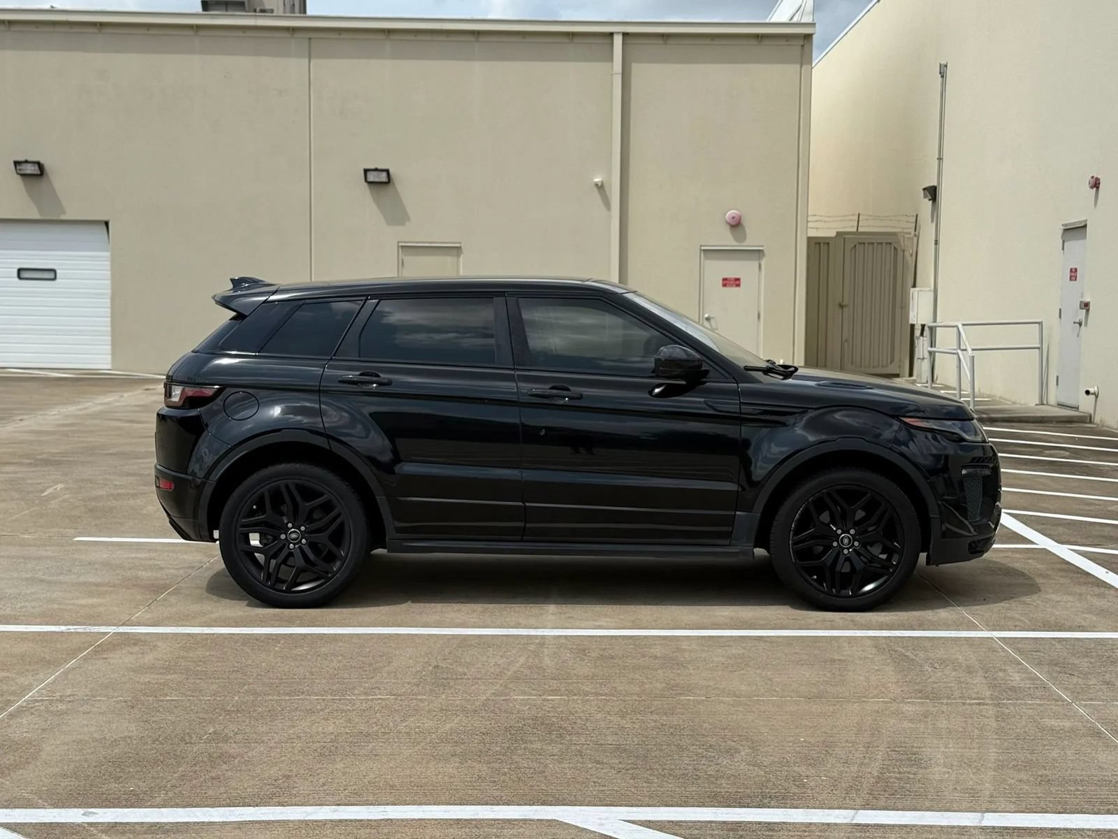 Used 2016 Land Rover Range Rover Evoque HSE Dynamic AWD/4WD image 10