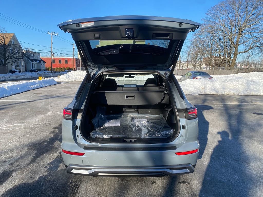 New 2026 Mitsubishi Outlander SE image 24