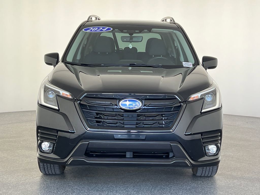 Used 2024 Subaru Forester Premium AWD/4WD image 10