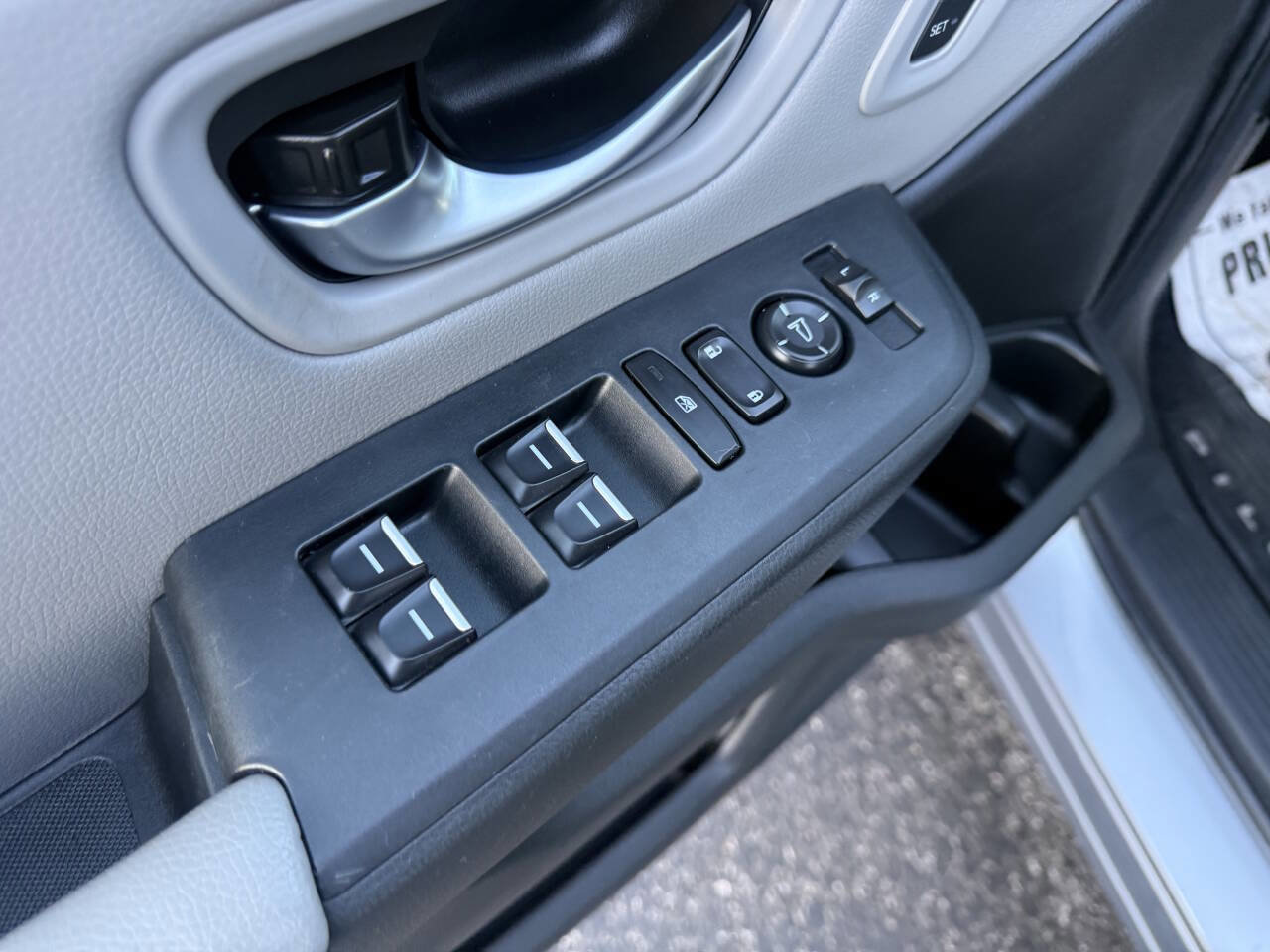 Used 2025 Honda Pilot Touring image 15