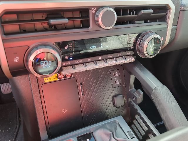 Used 2024 Toyota Tacoma Limited w/ Limited Package (LT) image 18