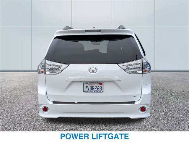 Used 2017 Toyota Sienna SE FWD image 8