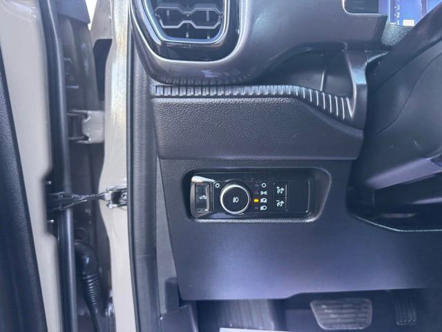 Used 2025 Ford Ranger XLT w/ Equipment Group 301A High AWD/4WD image 15