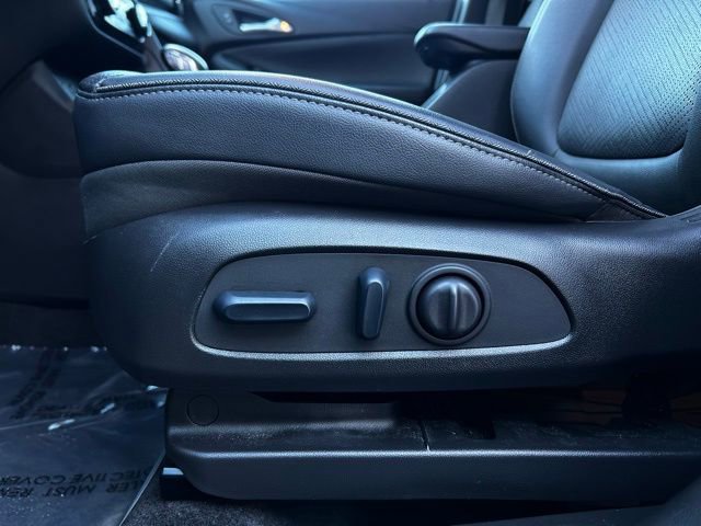 Used 2023 Buick Encore GX Essence w/ Experience Buick Package AWD/4WD image 14