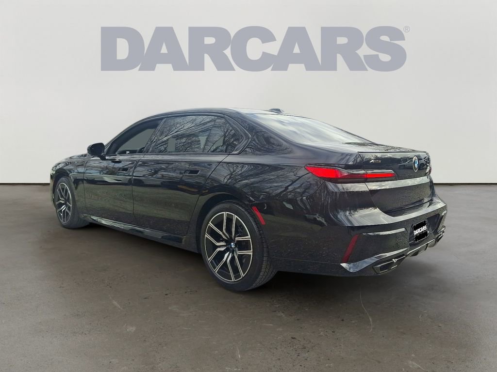 Used 2025 BMW 760i xDrive 760i xDrive w/ Executive Package image 5