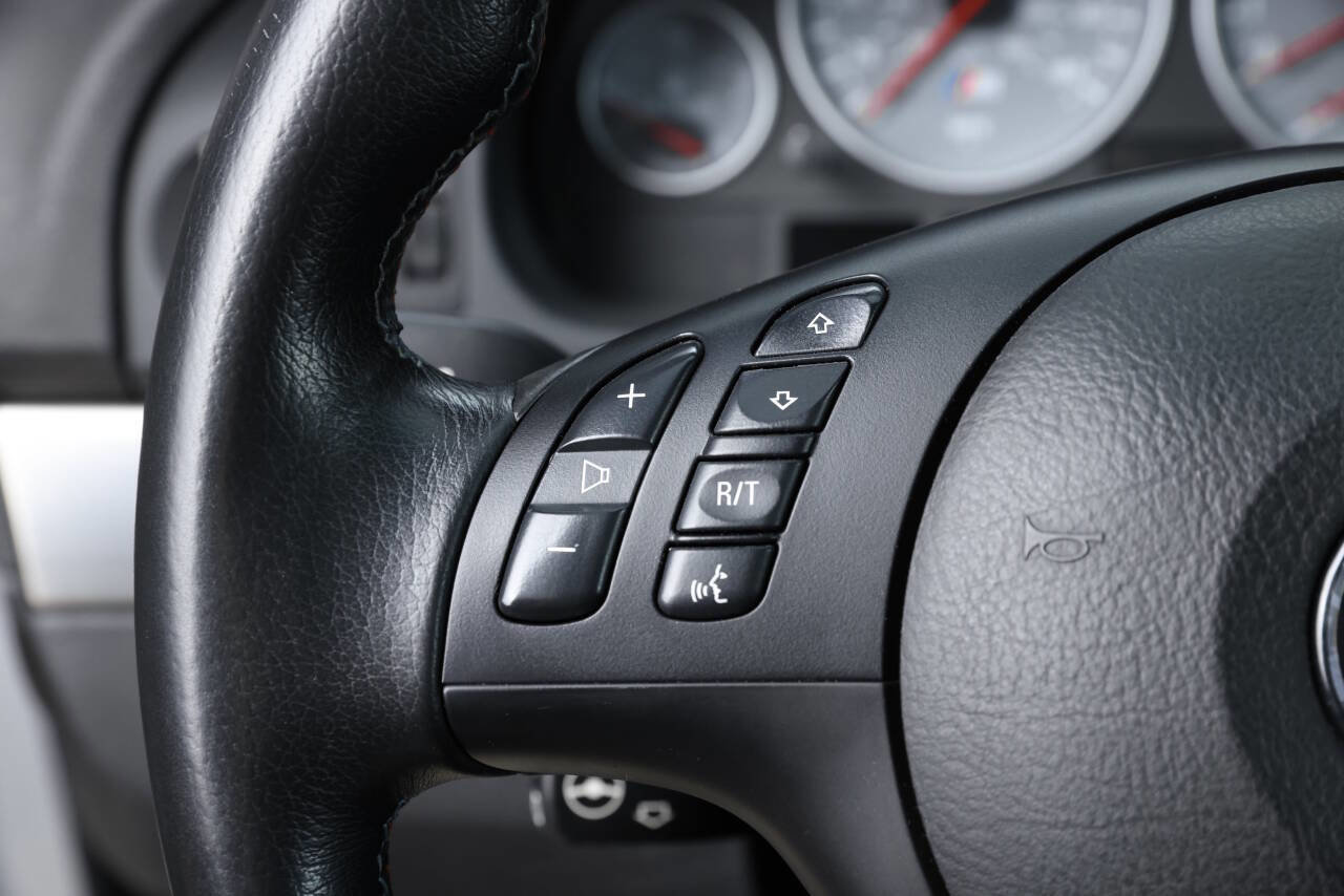 Used 2003 BMW M5 image 56