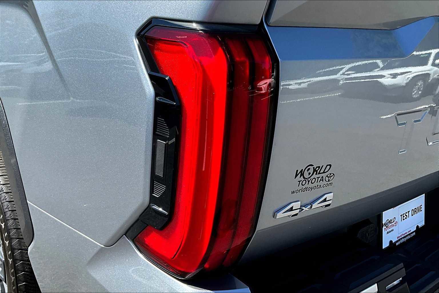 Used 2024 Toyota Tundra Limited image 26
