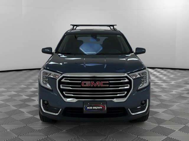 Used 2024 GMC Terrain SLT AWD/4WD image 8