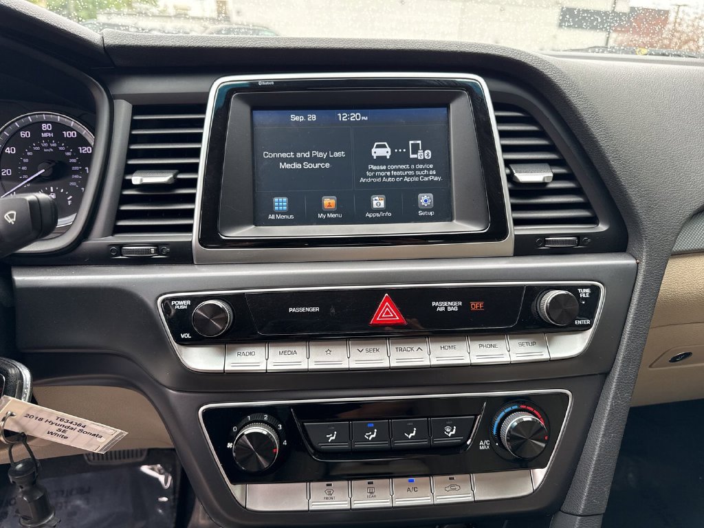 Used 2018 Hyundai Sonata SE FWD image 22