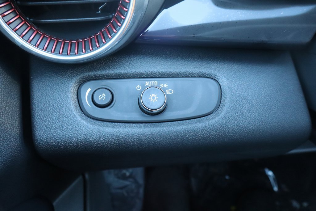 New 2026 Chevrolet Trax RS w/ Driver Confidence Package image 15