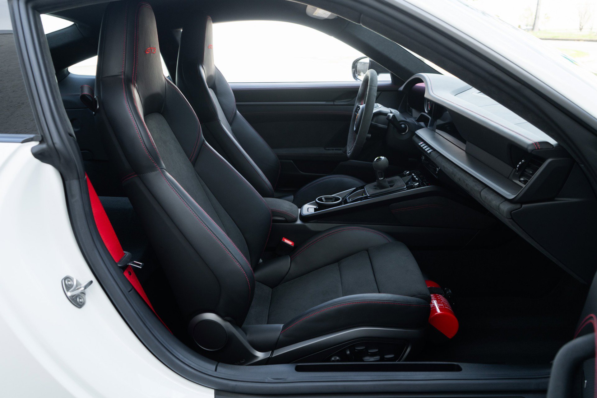 Used 2024 Porsche 911 GT3 image 18