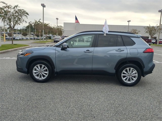 Certified 2024 Toyota Corolla Cross LE image 7