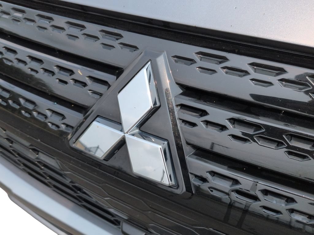 Used 2024 Mitsubishi Eclipse Cross SEL AWD/4WD image 31