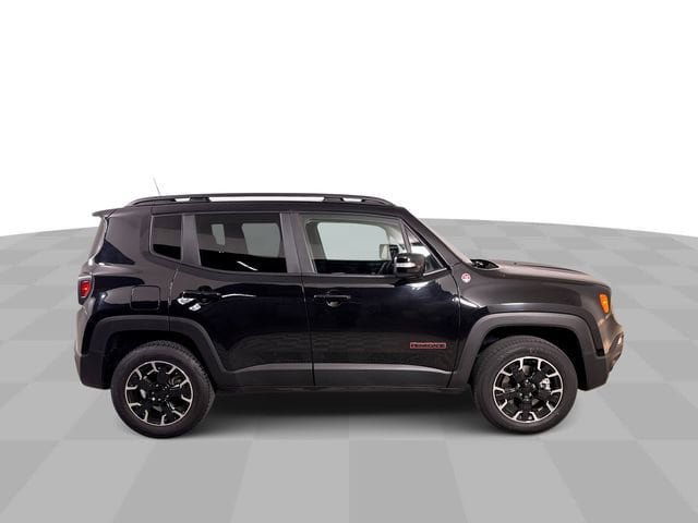 Used 2023 Jeep Renegade Trailhawk AWD/4WD image 9