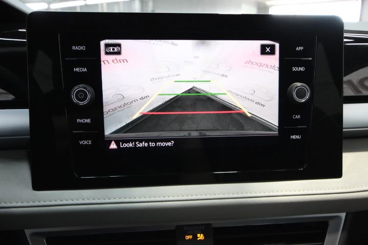 Used 2025 Volkswagen Taos SE AWD/4WD image 22