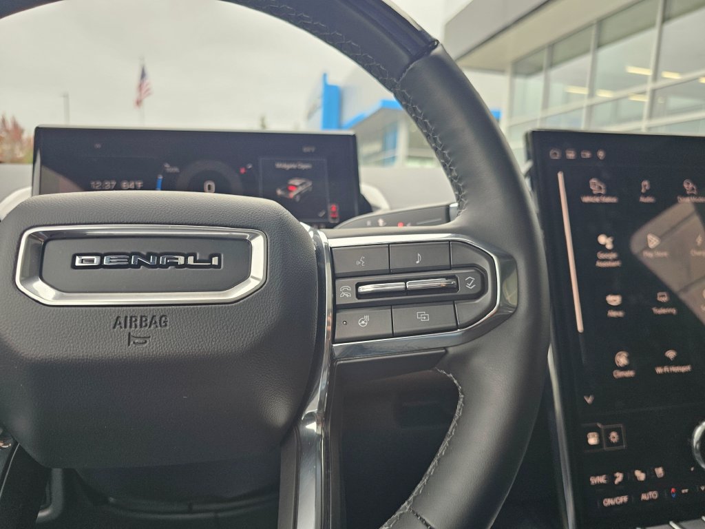 Used 2025 GMC Sierra EV Denali AWD/4WD image 32