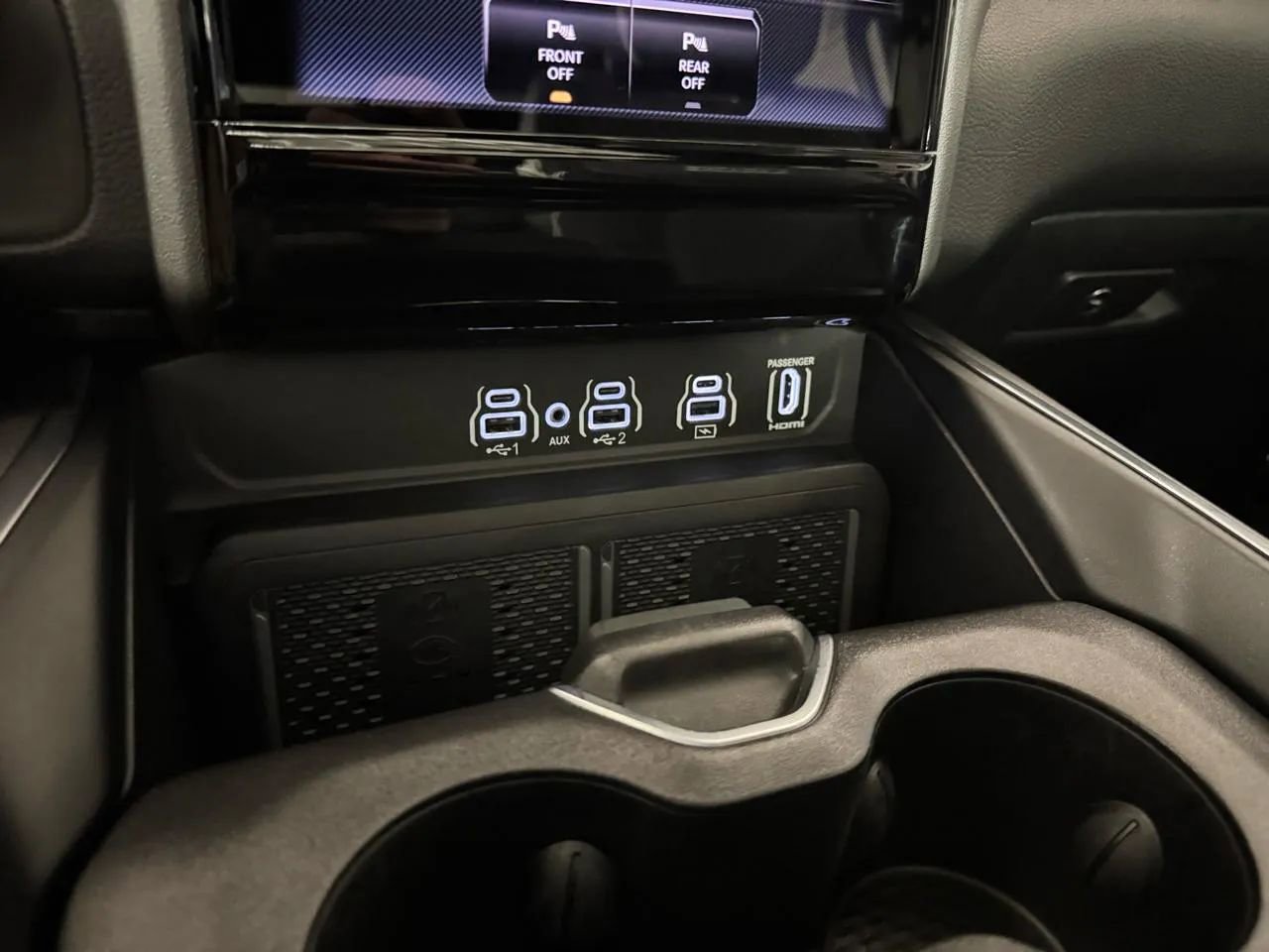 Used 2026 RAM 1500 Laramie w/ Night Edition AWD/4WD image 31