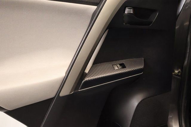 Used 2014 Toyota RAV4 LE image 25