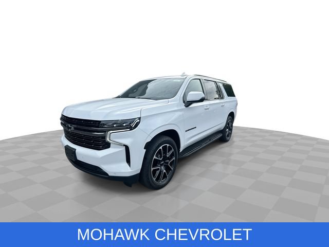 Used 2022 Chevrolet Suburban RST w/ Luxury Package AWD/4WD image 4