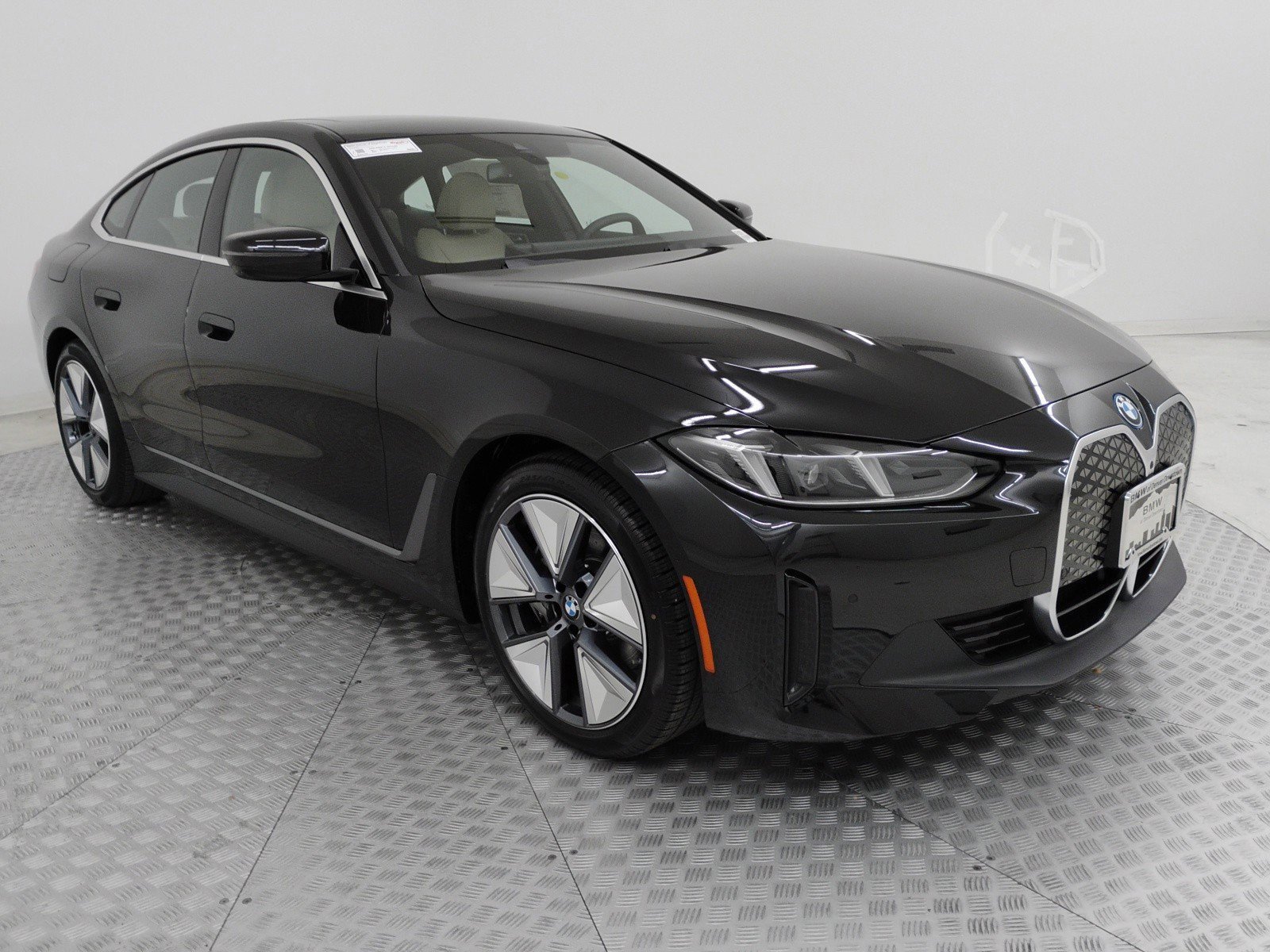 Used 2025 BMW i4 xDrive40i w/ Premium Package image 6