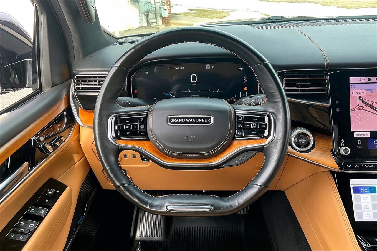 Used 2022 Jeep Grand Wagoneer Series III image 10