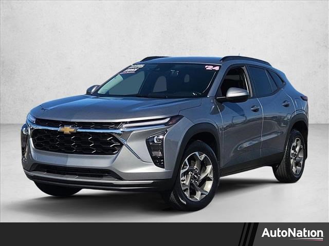 Used 2024 Chevrolet Trax LT w/ Driver Confidence Package