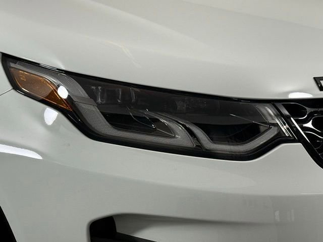 New 2025 Land Rover Discovery Sport Dynamic SE AWD/4WD image 16
