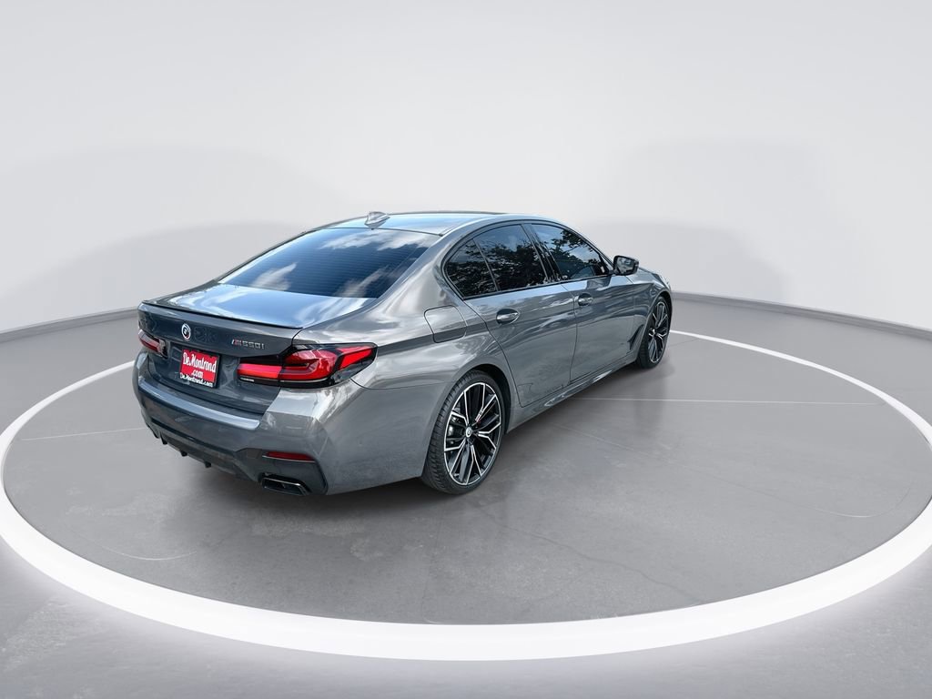 Used 2023 BMW M550i xDrive w/ Executive Package image 8
