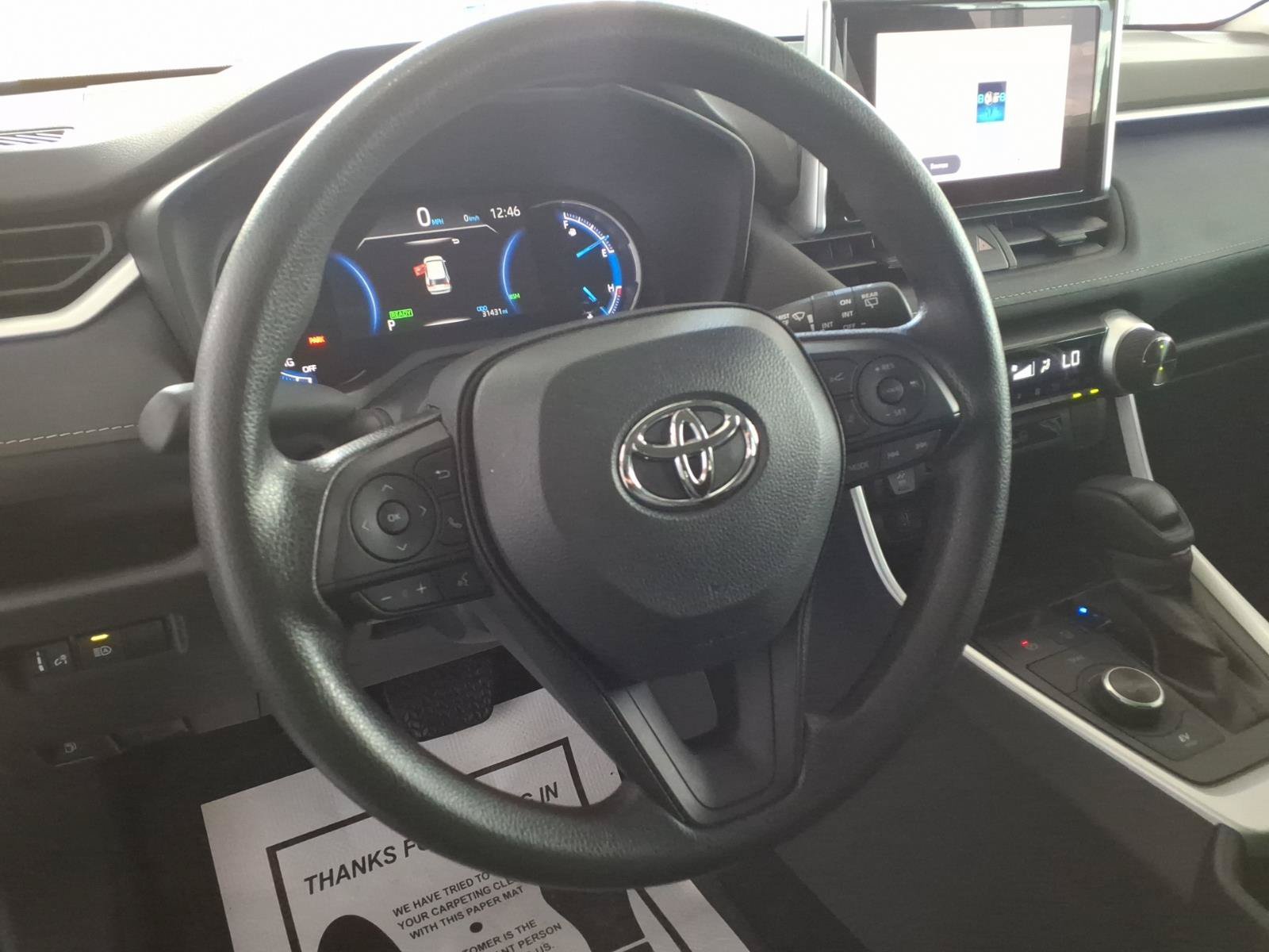 Used 2024 Toyota RAV4 XLE AWD/4WD image 11