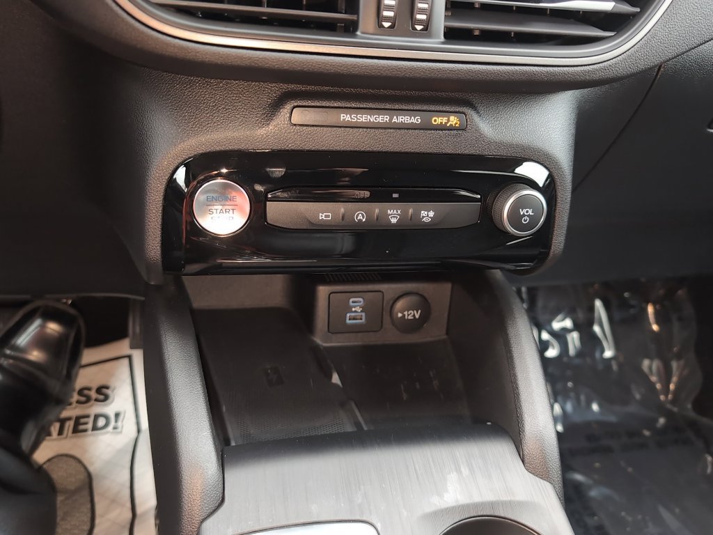 Used 2023 Ford Escape Active w/ Tech Pack #2 AWD/4WD image 22