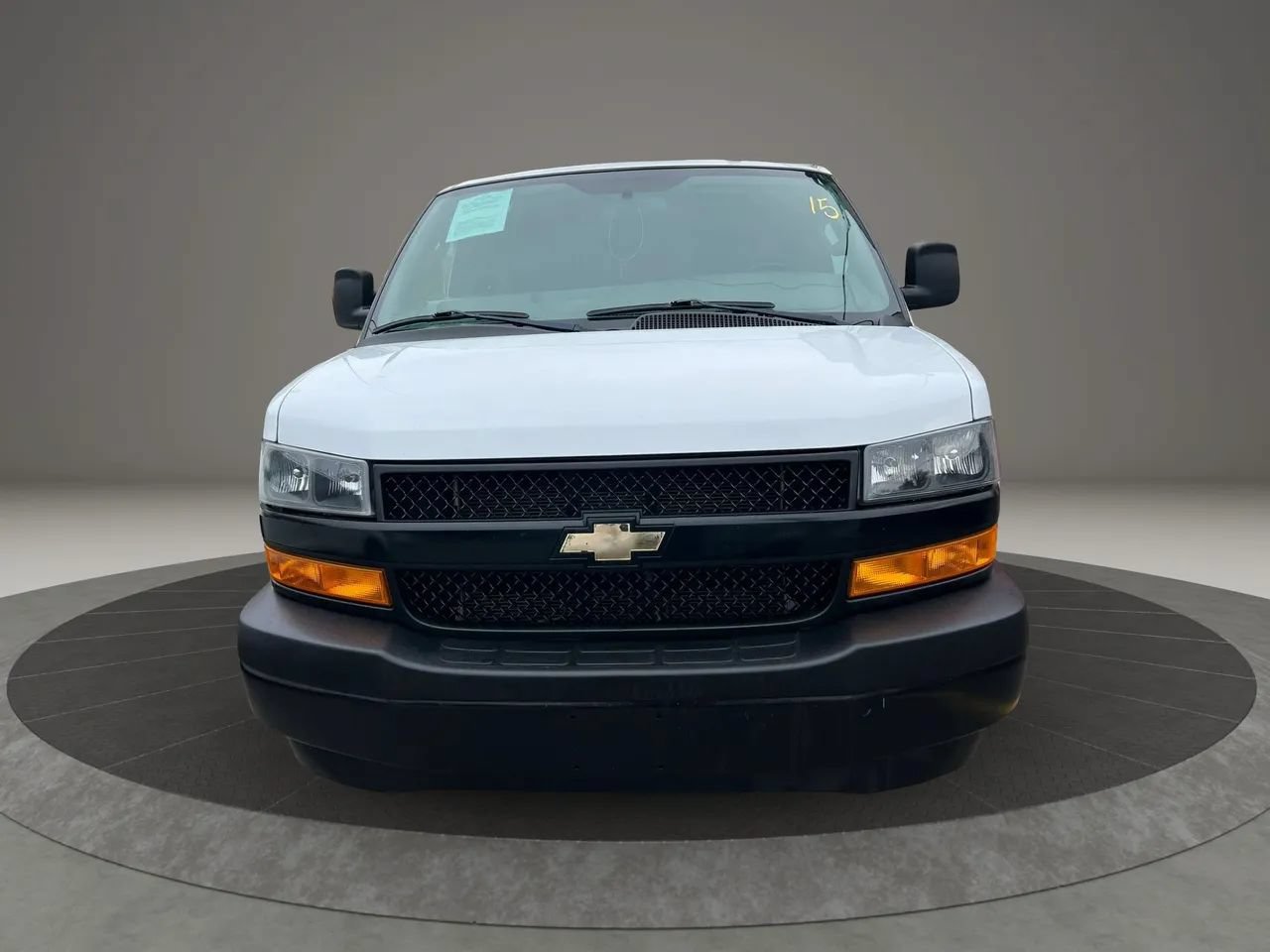 Used 2020 Chevrolet Express 2500 w/ Driver Convenience Package RWD image 2