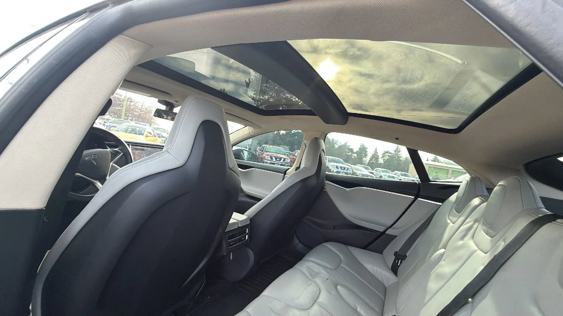 Used 2014 Tesla Model S 60 image 11