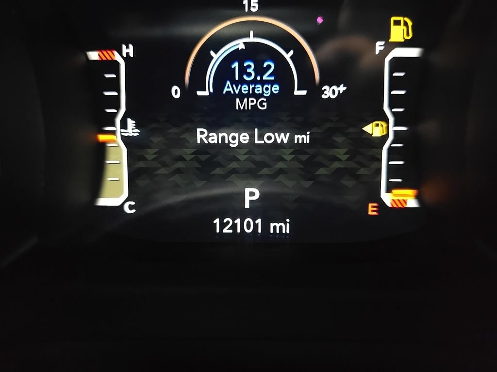 Used 2022 Jeep Gladiator Mojave w/ Cold Weather Group AWD/4WD image 25