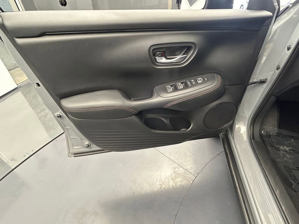 Used 2024 Honda HR-V Sport image 16