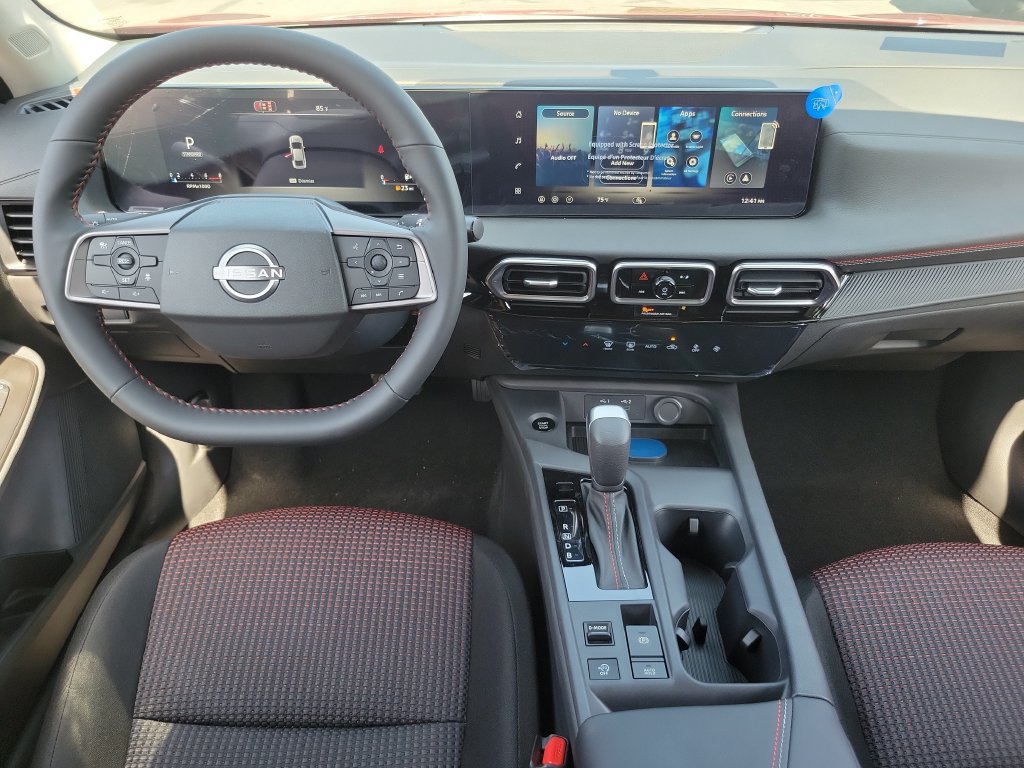 New 2027 Nissan Sentra SR FWD image 4