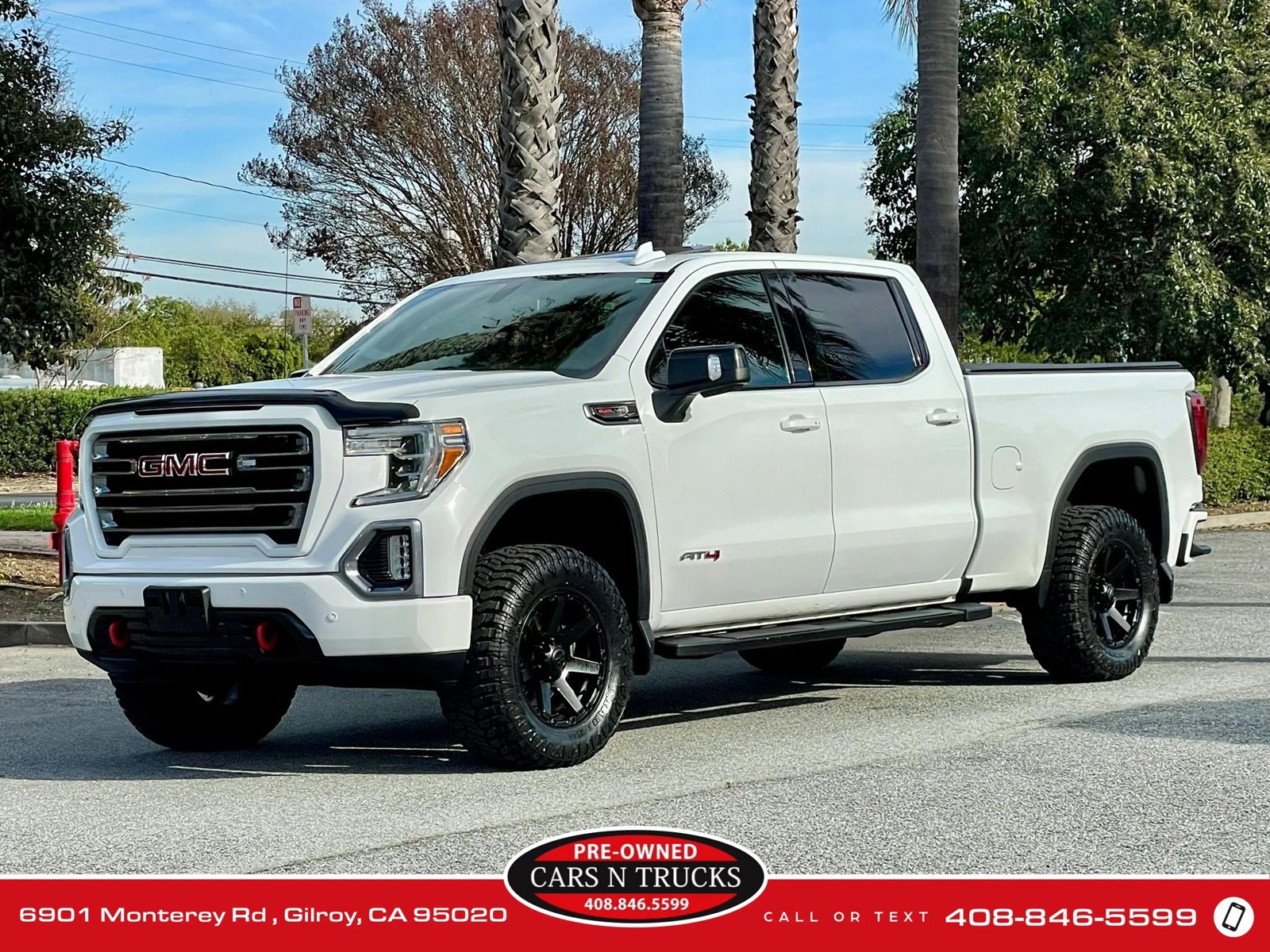 Used 2019 GMC Sierra 1500 AT4 w/ AT4 Premium Package image 3