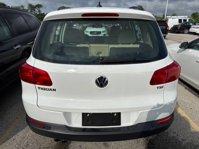 Used 2017 Volkswagen Tiguan S FWD image 4