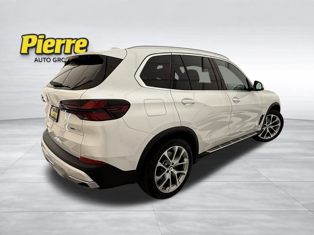 Used 2024 BMW X5 xDrive40i w/ Premium Package image 8