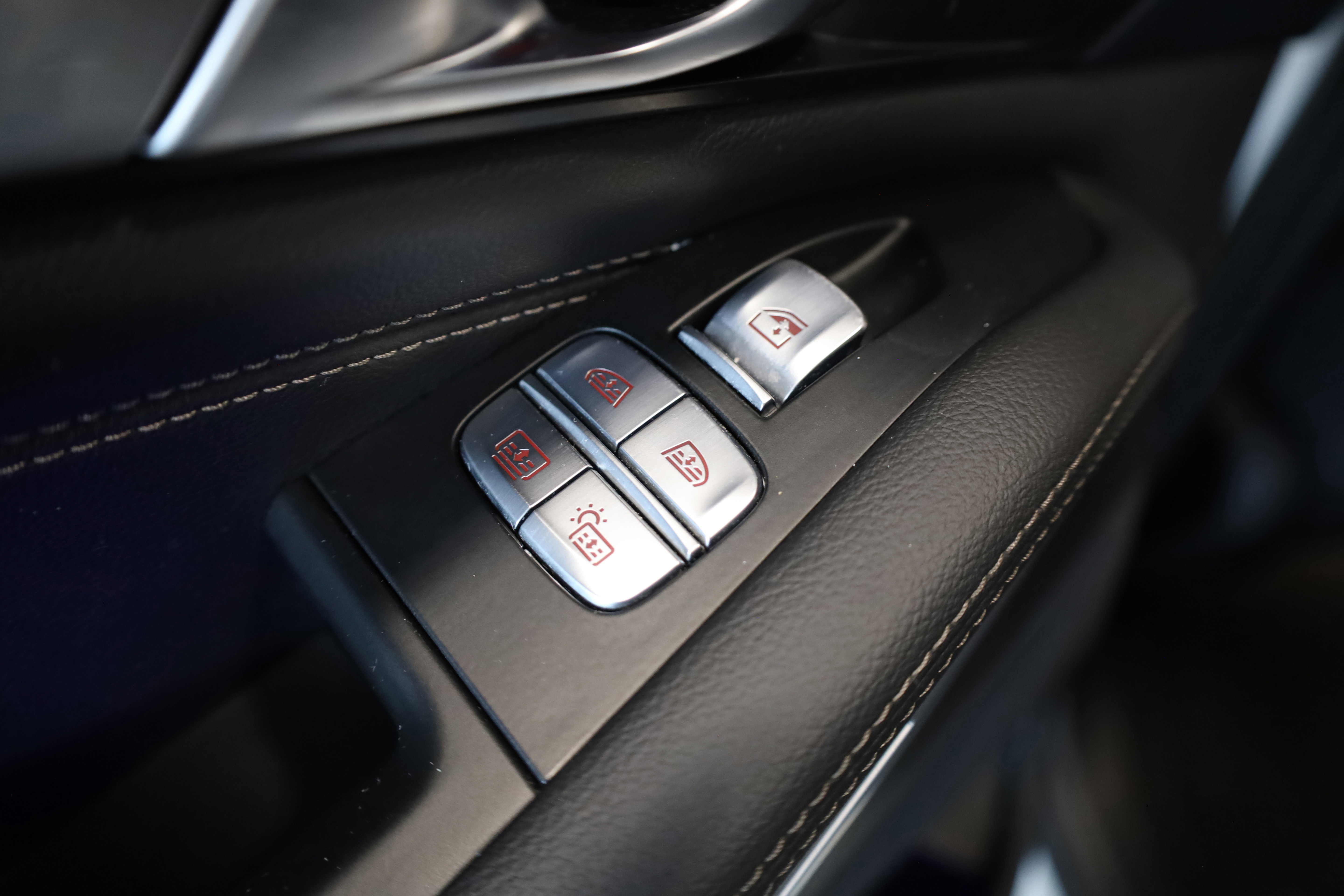 Used 2022 BMW X7 xDrive40i w/ M Sport Package image 37