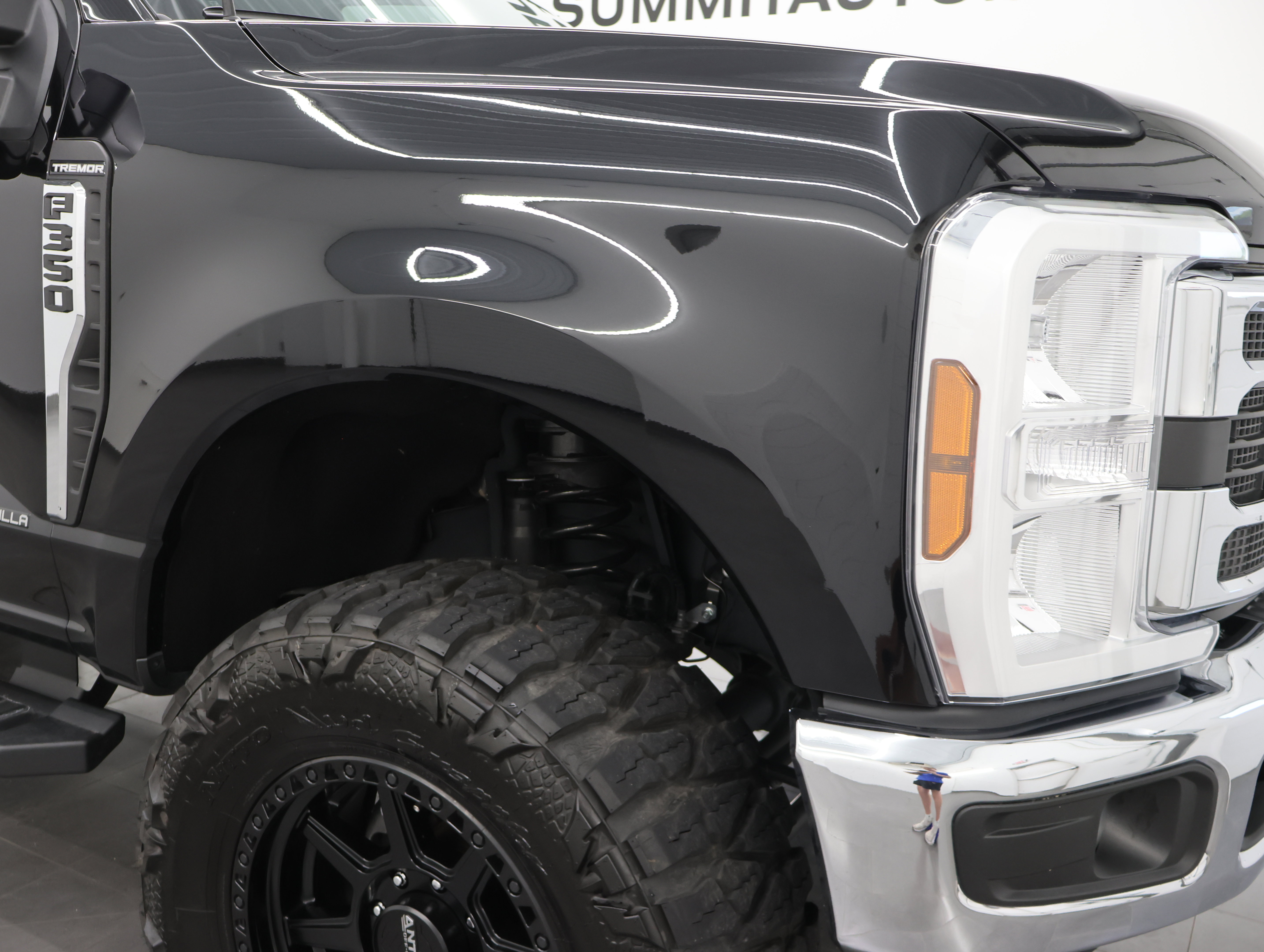 Used 2025 Ford F350 XLT w/ Tremor Off-Road Package AWD/4WD image 21