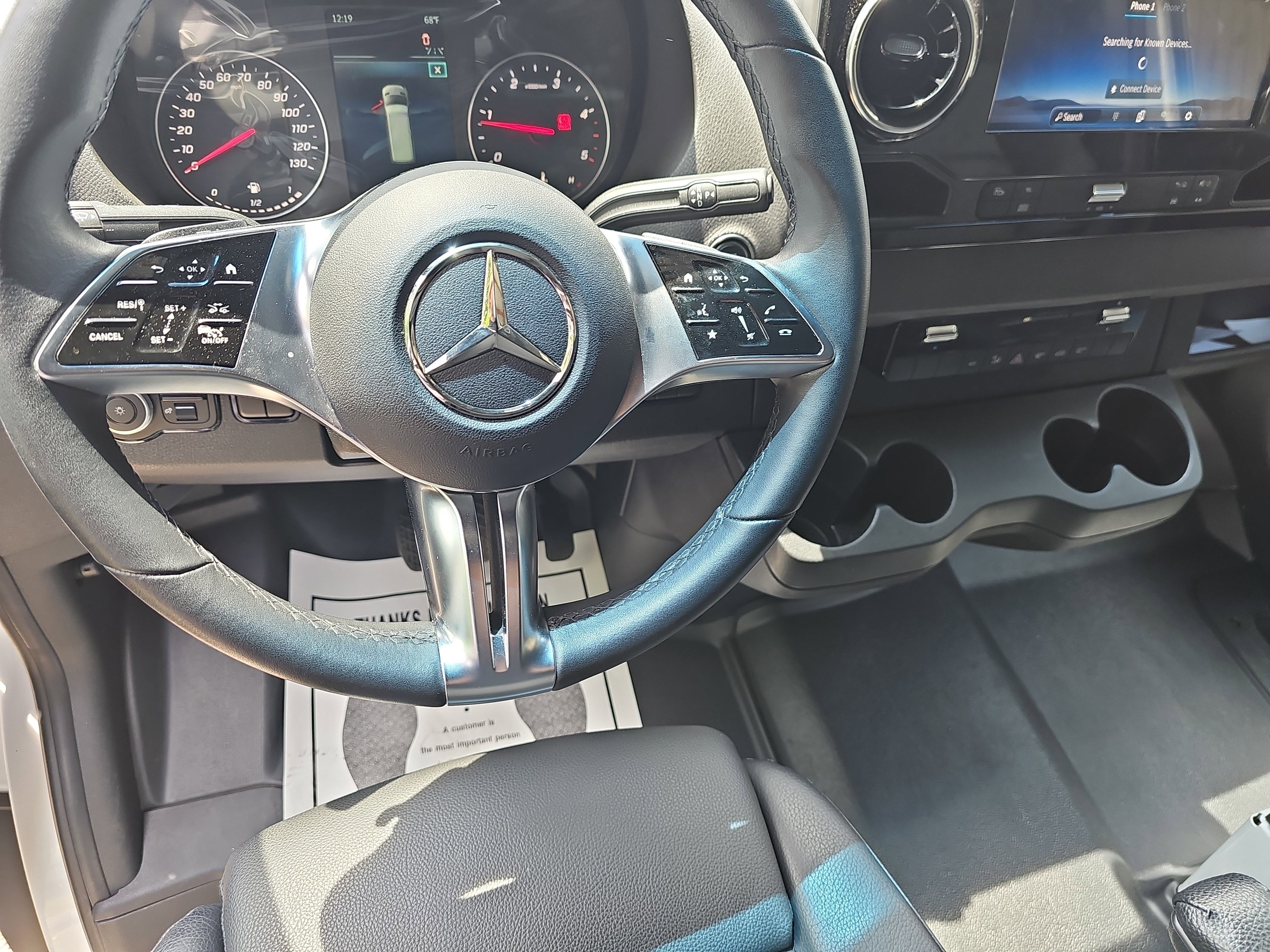 Used 2025 Mercedes-Benz Sprinter 2500 image 18