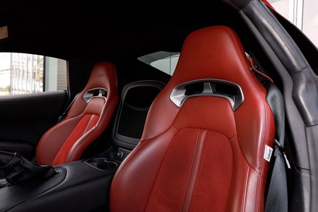Used 2017 Dodge Viper GTC RWD image 17