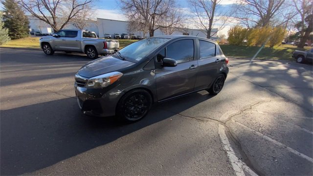 Used 2013 Toyota Yaris L image 4