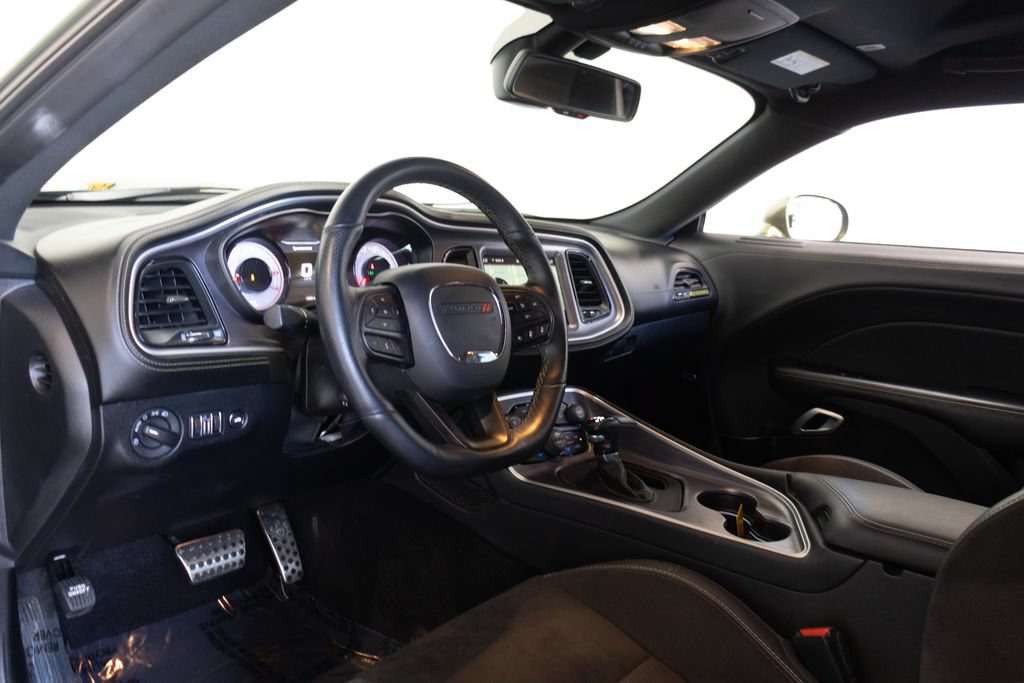 Used 2023 Dodge Challenger R/T Scat Pack RWD image 21