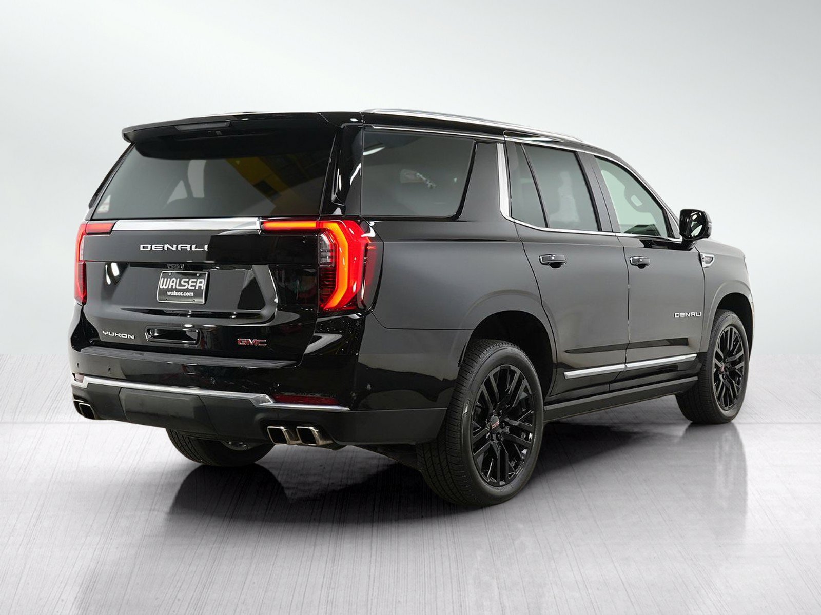 Used 2026 GMC Yukon Denali w/ Denali Reserve Package AWD/4WD image 5