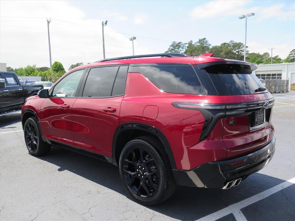Used 2024 Chevrolet Traverse RS AWD/4WD image 5