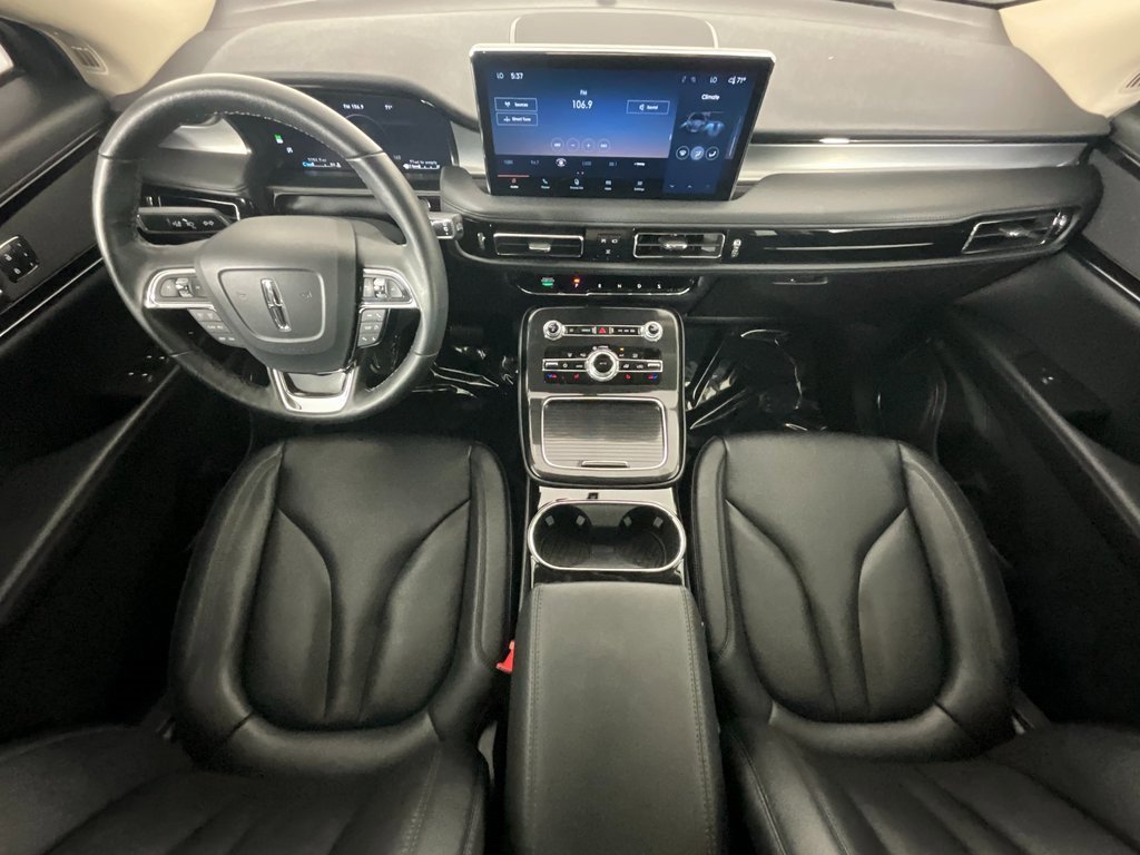 Used 2023 Lincoln Nautilus AWD image 11