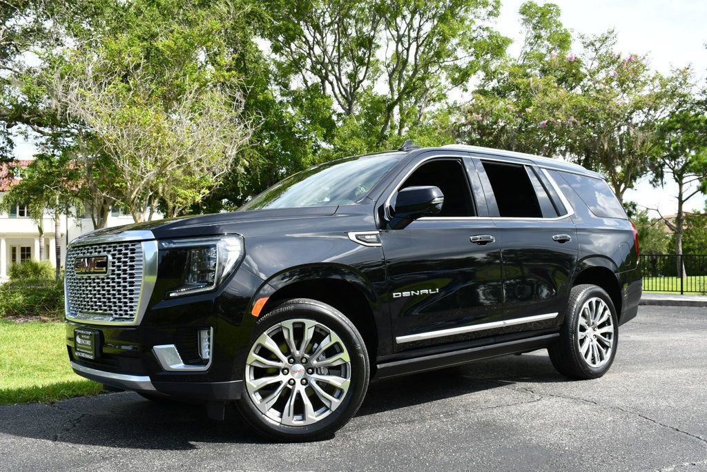 Used 2021 GMC Yukon Denali w/ Denali Premium Package image 27